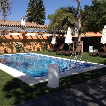 Casa Con Jardin Privado Y Piscina Compartida Chalet Cadiz